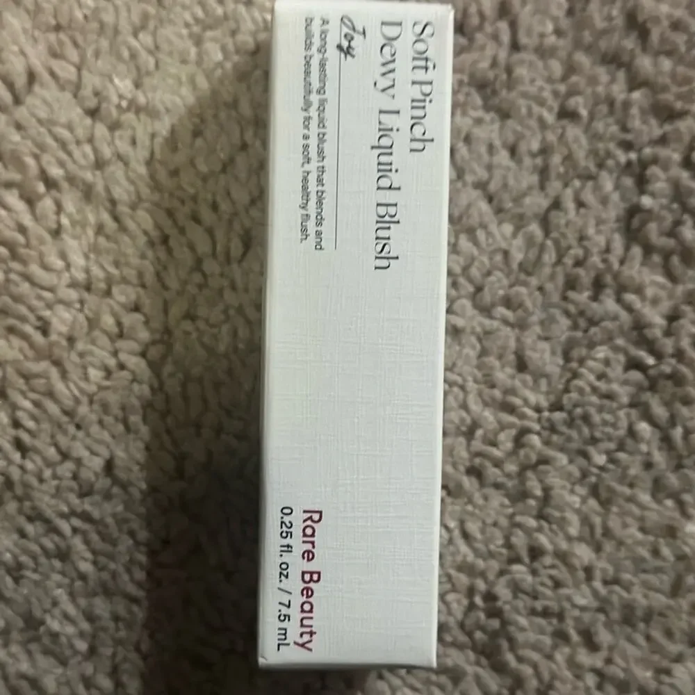 Rare Beauty Soft Pinch Liquid Blush - White